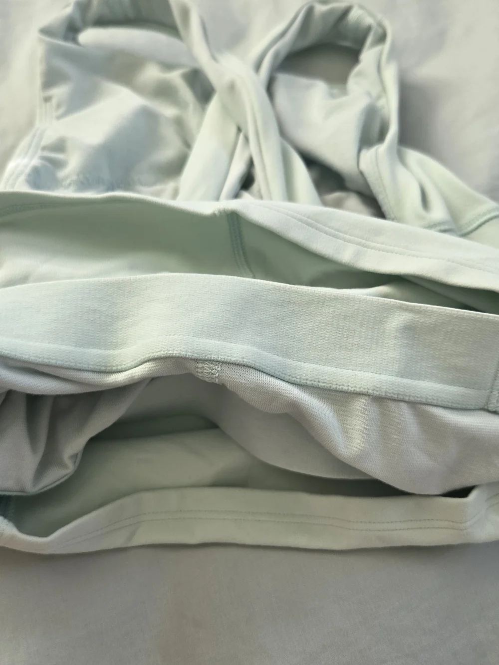 lululemon athletica Light Mint Green Racerback Crop Tank Sports Bras Size 4